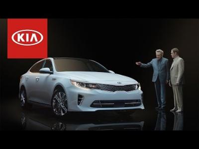 Super Bowl : Christopher Walken compare la Kia Optima à une chaussette