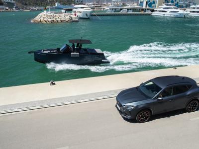De Antonio Yachts D28 Formentor : le showboat en vidéo