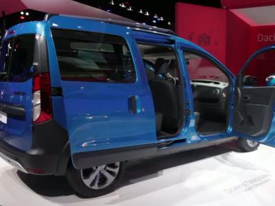 Mondial Auto 2014 : Dacia Dokker Stepway
