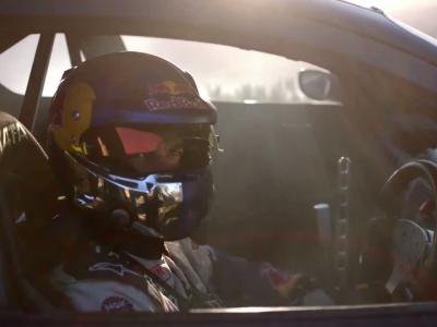 Il dévale une route de montagne en drift avec une Mazda RX-8 de 1 000 ch