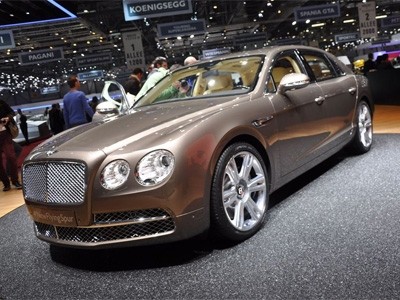 Genève 2013 : Bentley Flying Spur